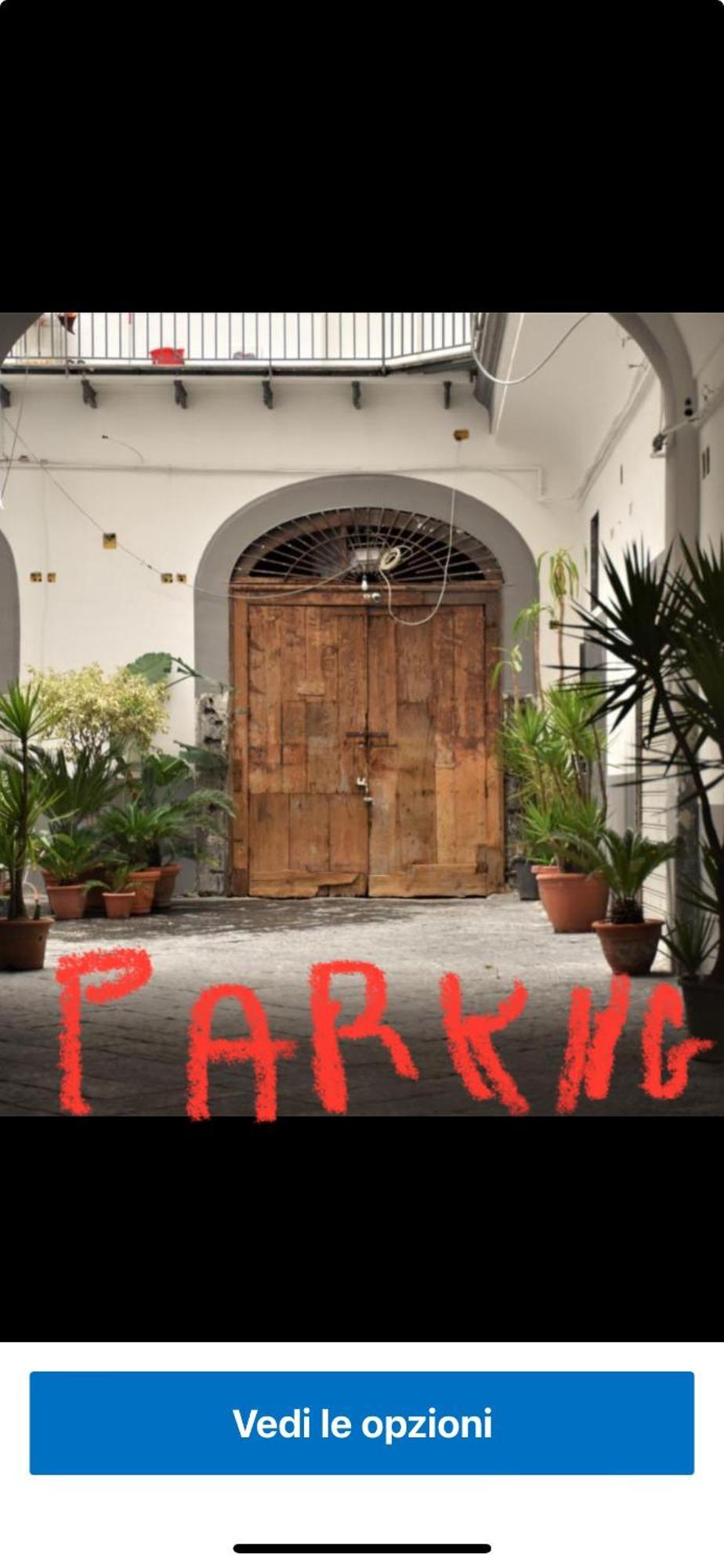 La Cartolina Di Napoli Free Parking For Small Cars Only Neapol Zewnętrze zdjęcie